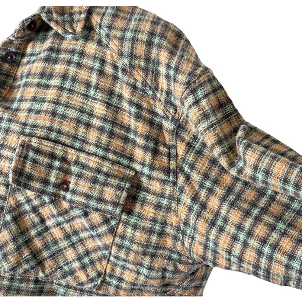 BDG Women Size XS Green Orange Brown Plaid Cropped Flannel  Raw Hem Oversized - Picture 6 of 15